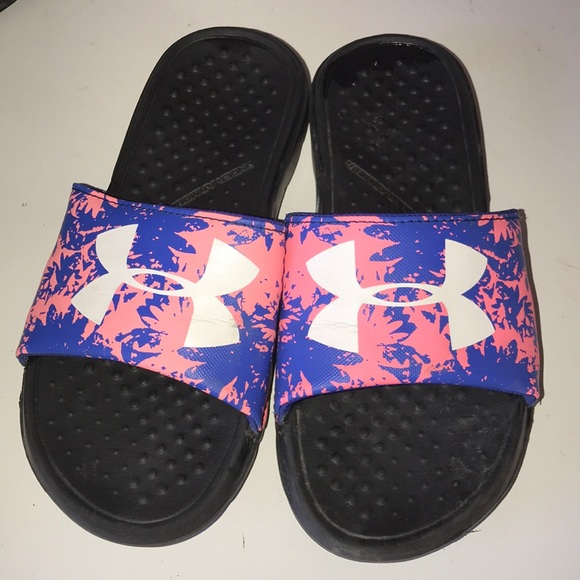 girls under armour slides